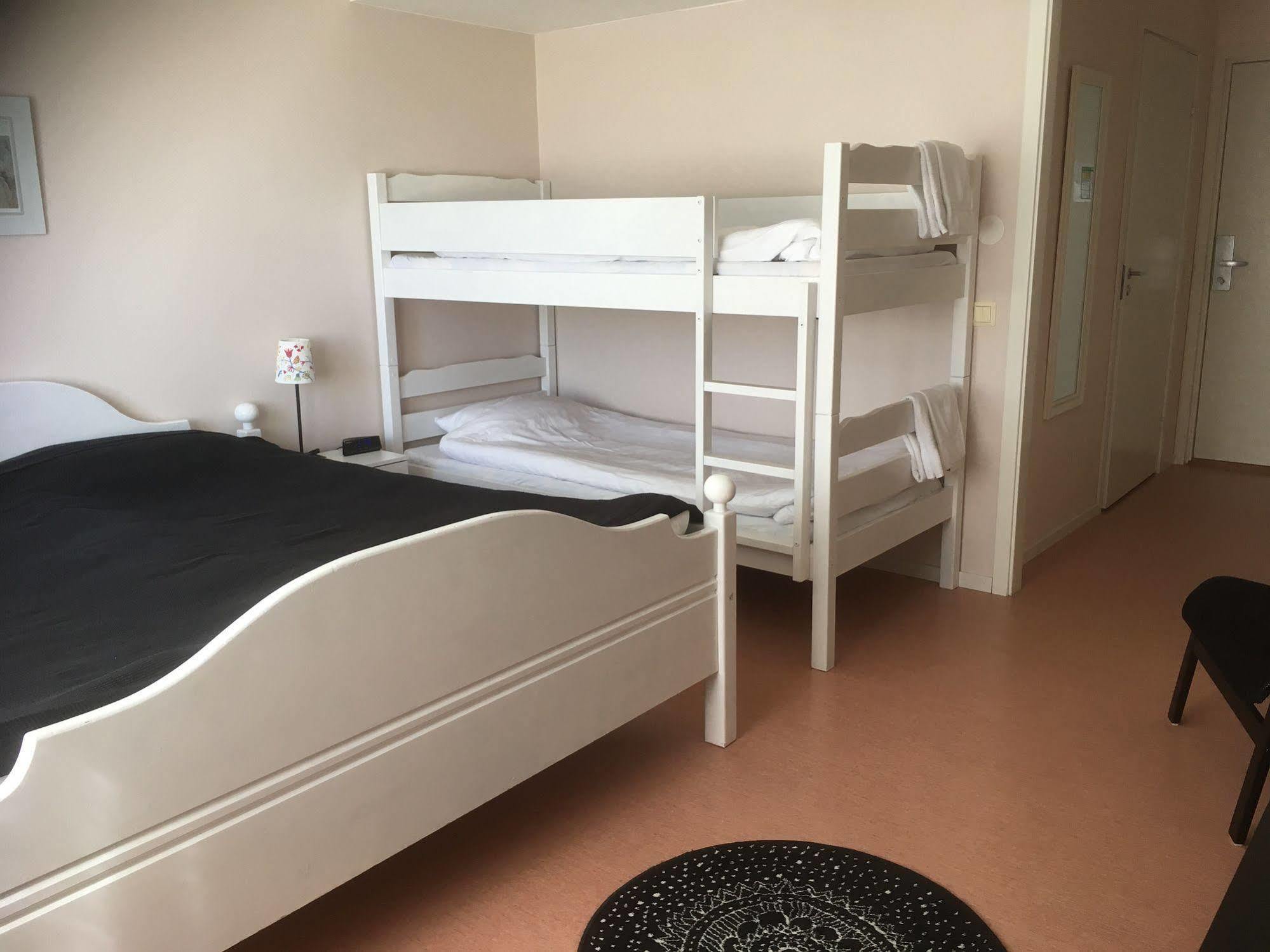 Docksta Hotell エクステリア 写真